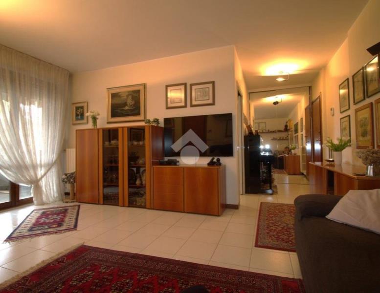 appartamento in vendita a Villasanta in zona Sant'Alessandro