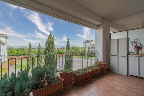 appartamento in vendita a Villasanta in zona Sant'Alessandro