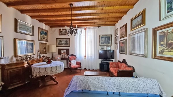 appartamento in vendita a Villasanta