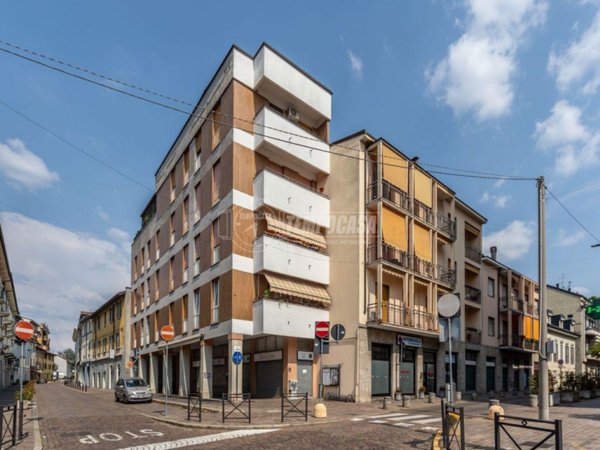 appartamento in vendita a Villasanta in zona La Santa