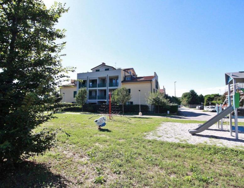 appartamento in vendita a Villasanta in zona San Fiorano