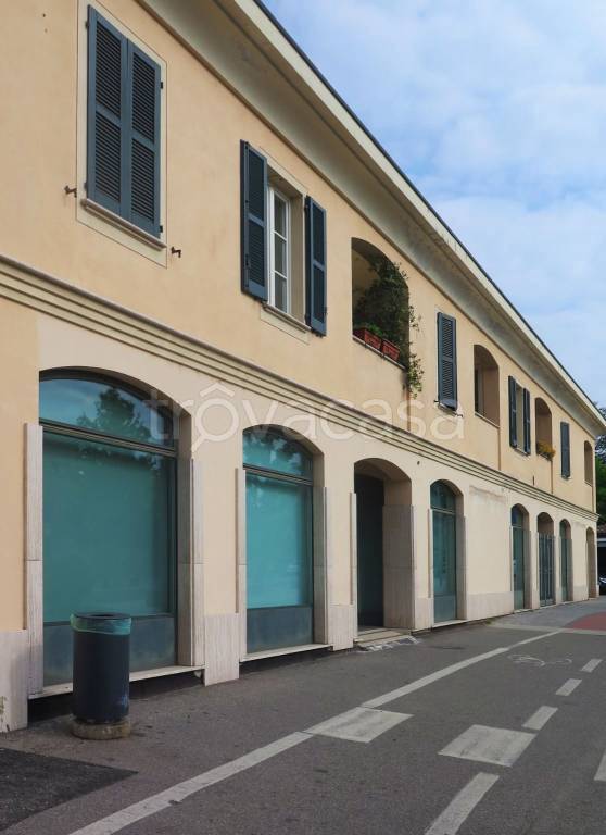 ufficio in vendita a Villasanta