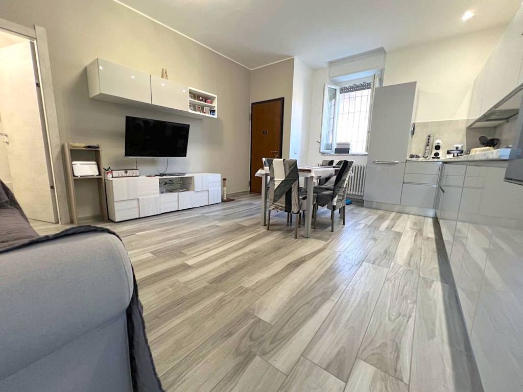 appartamento in vendita a Villasanta in zona San Fiorano