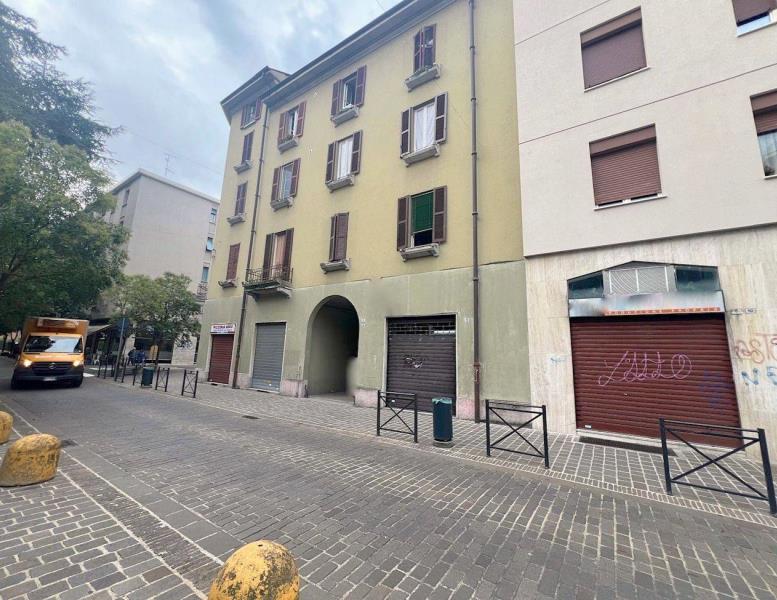 appartamento in vendita a Villasanta in zona La Santa