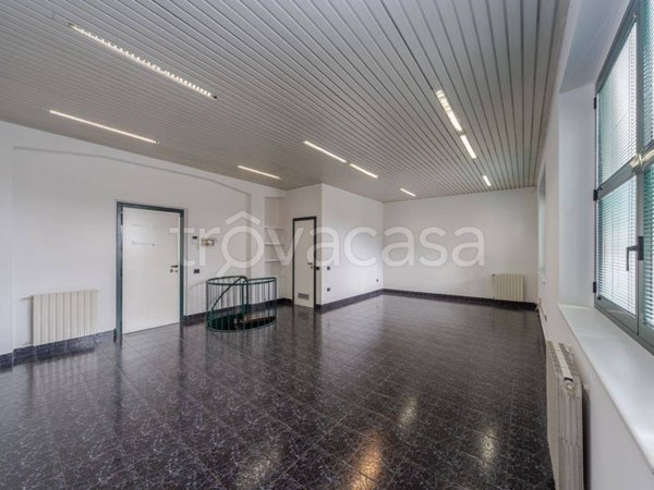 ufficio in vendita a Villasanta