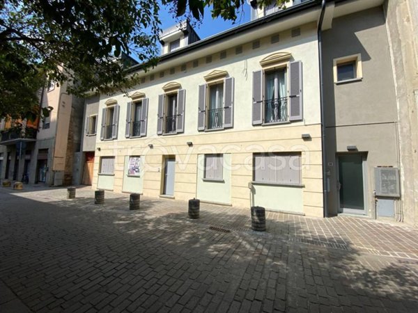 appartamento in vendita a Villasanta in zona La Santa