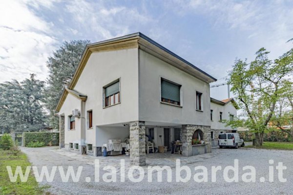 casa indipendente in vendita a Villasanta