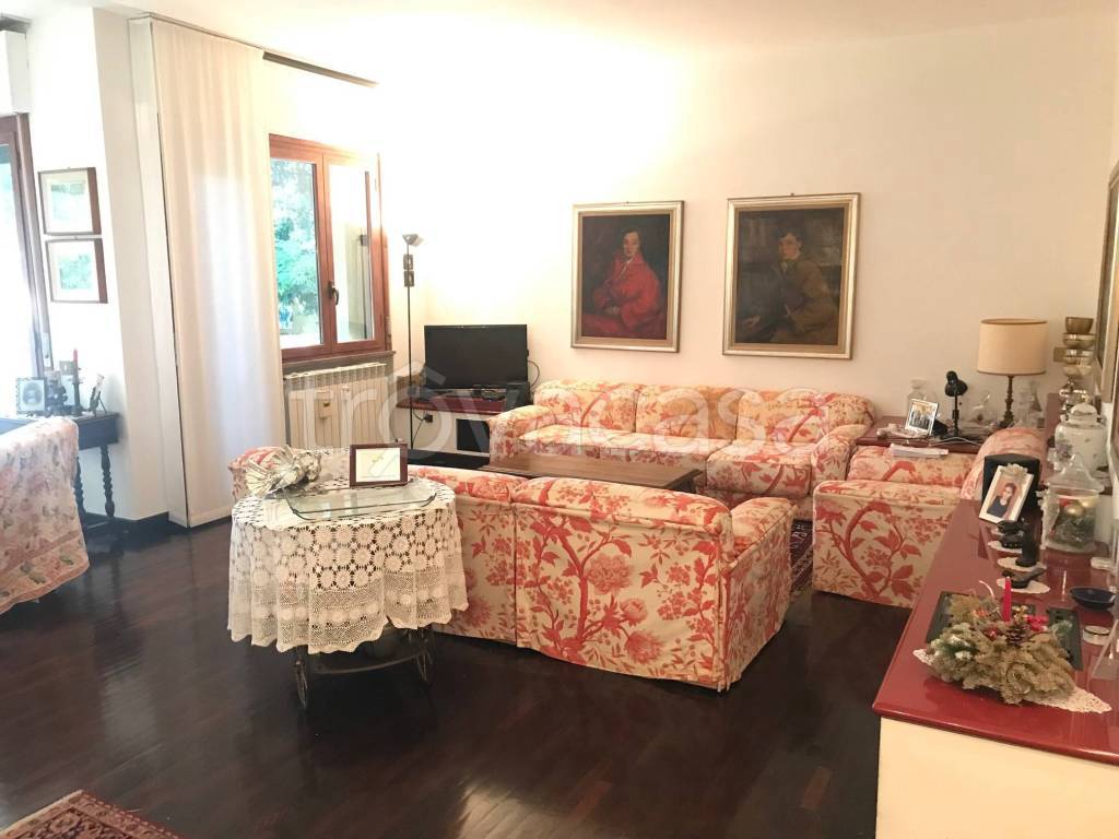 appartamento in vendita a Villasanta