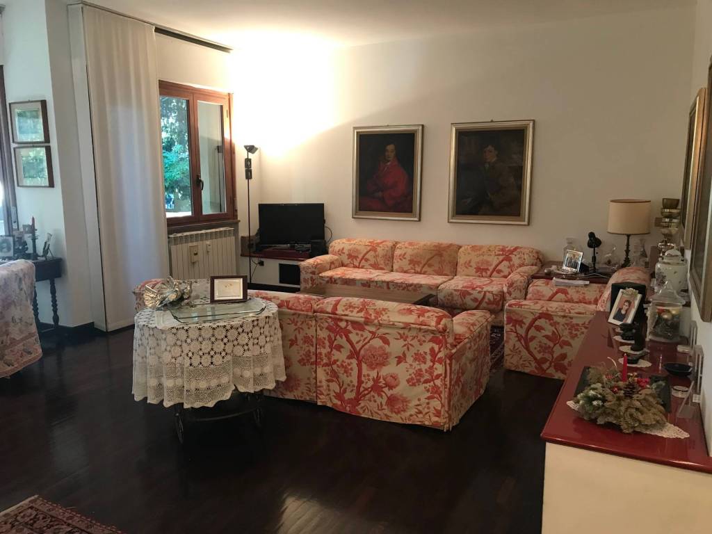 appartamento in vendita a Villasanta