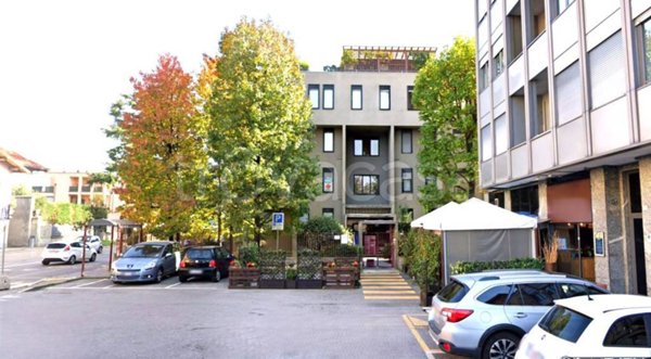 appartamento in vendita a Villasanta in zona La Santa