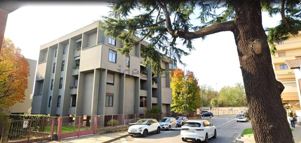 appartamento in vendita a Villasanta in zona La Santa