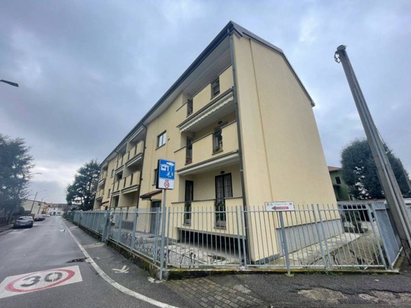 appartamento in vendita a Villasanta