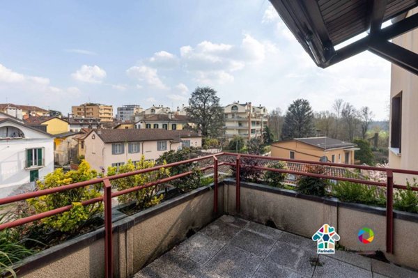 appartamento in vendita a Villasanta
