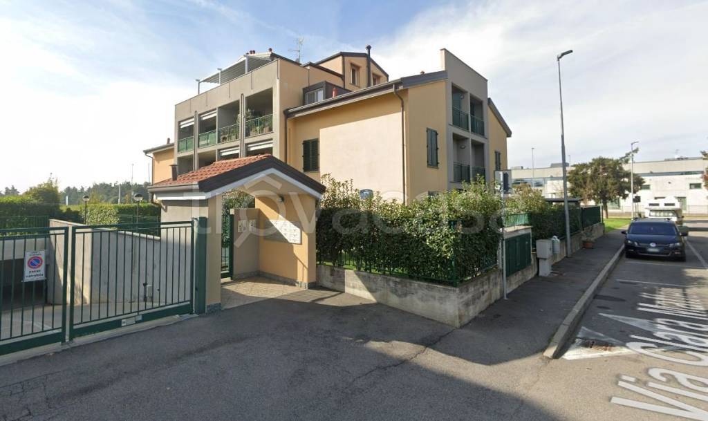 appartamento in vendita a Villasanta