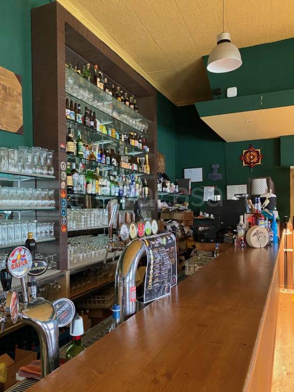 negozio in vendita a Villasanta