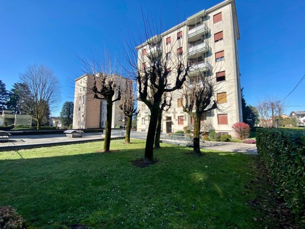 appartamento in vendita a Villasanta