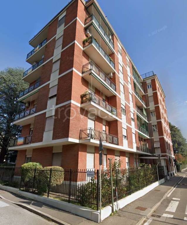 appartamento in vendita a Villasanta