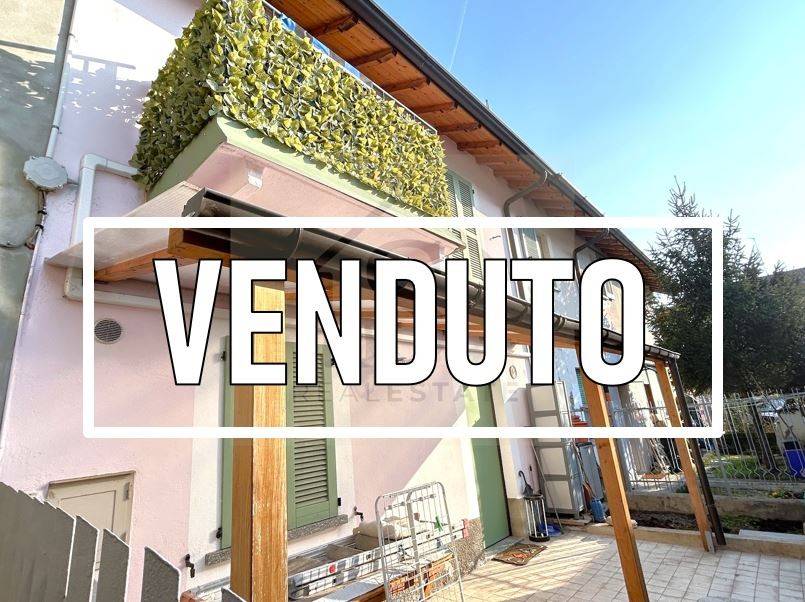 casa indipendente in vendita a Villasanta