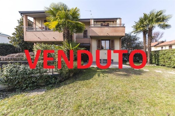 casa indipendente in vendita a Villasanta in zona La Santa