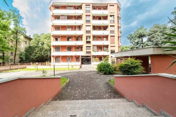 appartamento in vendita a Villasanta in zona La Santa