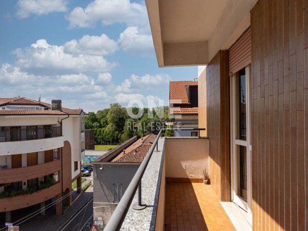 appartamento in vendita a Villasanta in zona La Santa