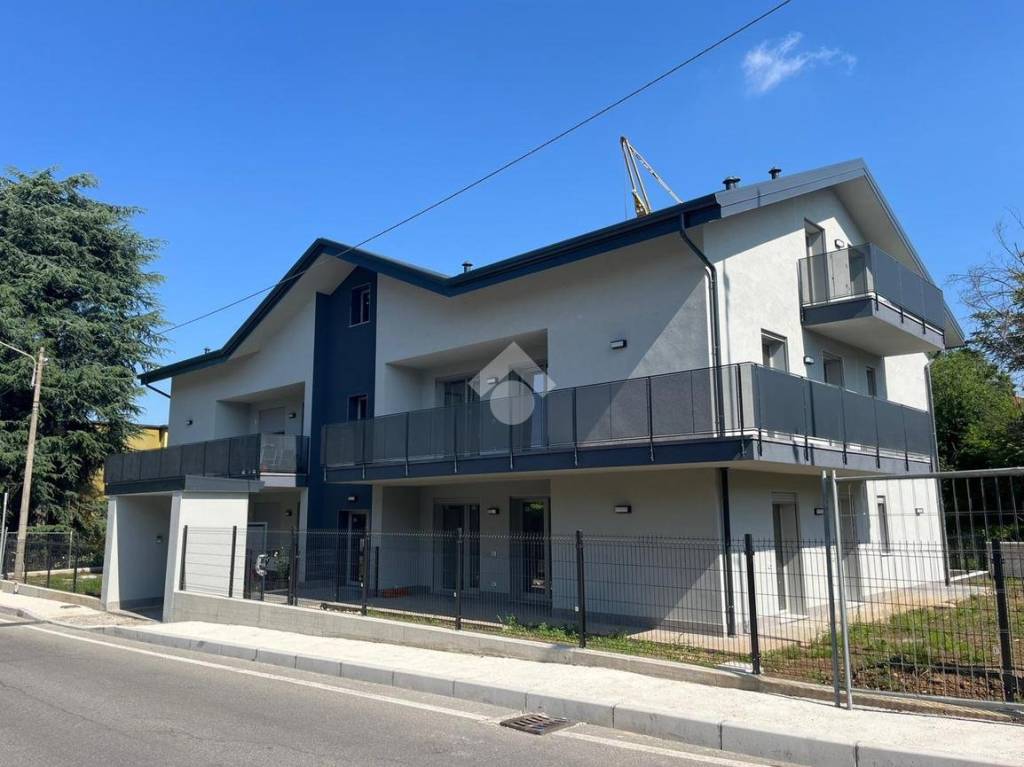 appartamento in vendita a Villasanta in zona La Santa