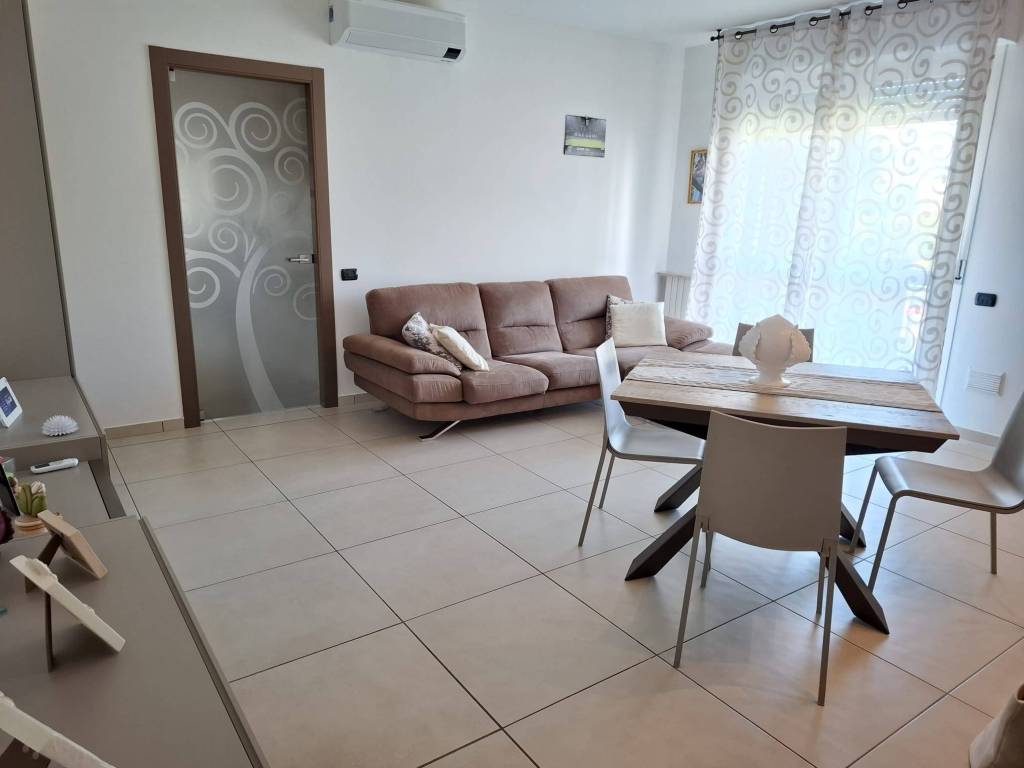 appartamento in vendita a Villasanta
