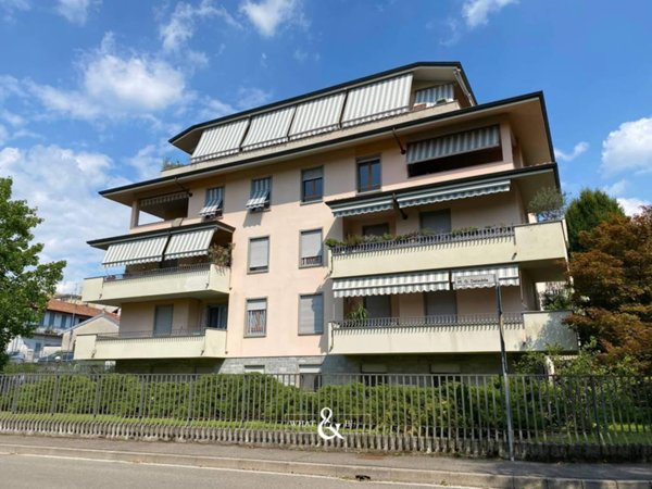 ufficio in vendita a Villasanta in zona La Santa