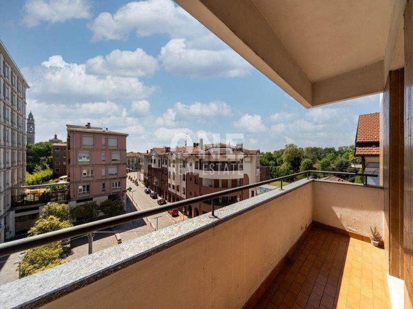 appartamento in vendita a Villasanta in zona La Santa