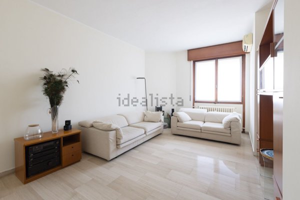 appartamento in vendita a Villasanta in zona La Santa