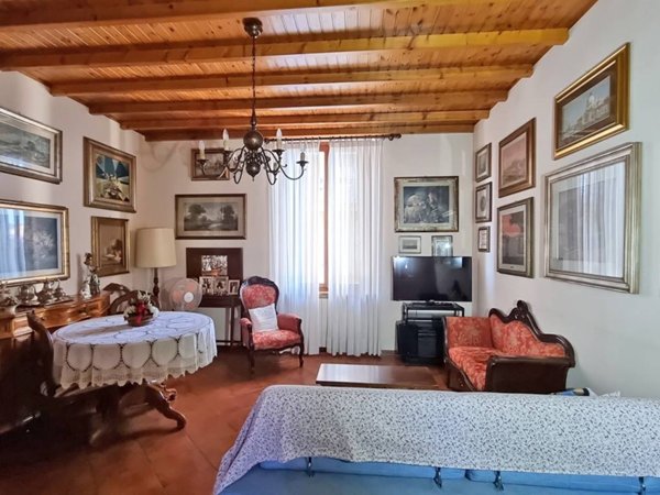 appartamento in vendita a Villasanta