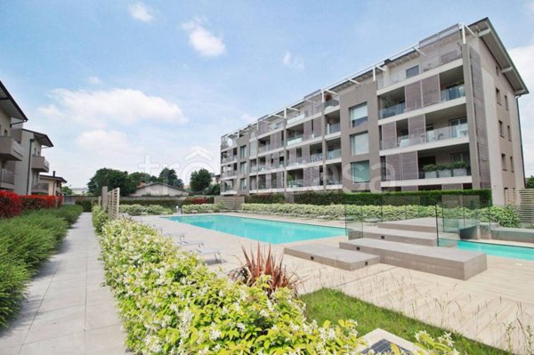 appartamento in vendita a Villasanta in zona Sant'Alessandro