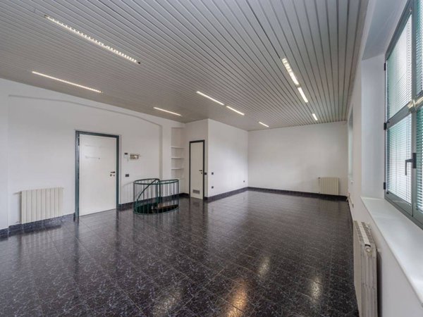 ufficio in vendita a Villasanta