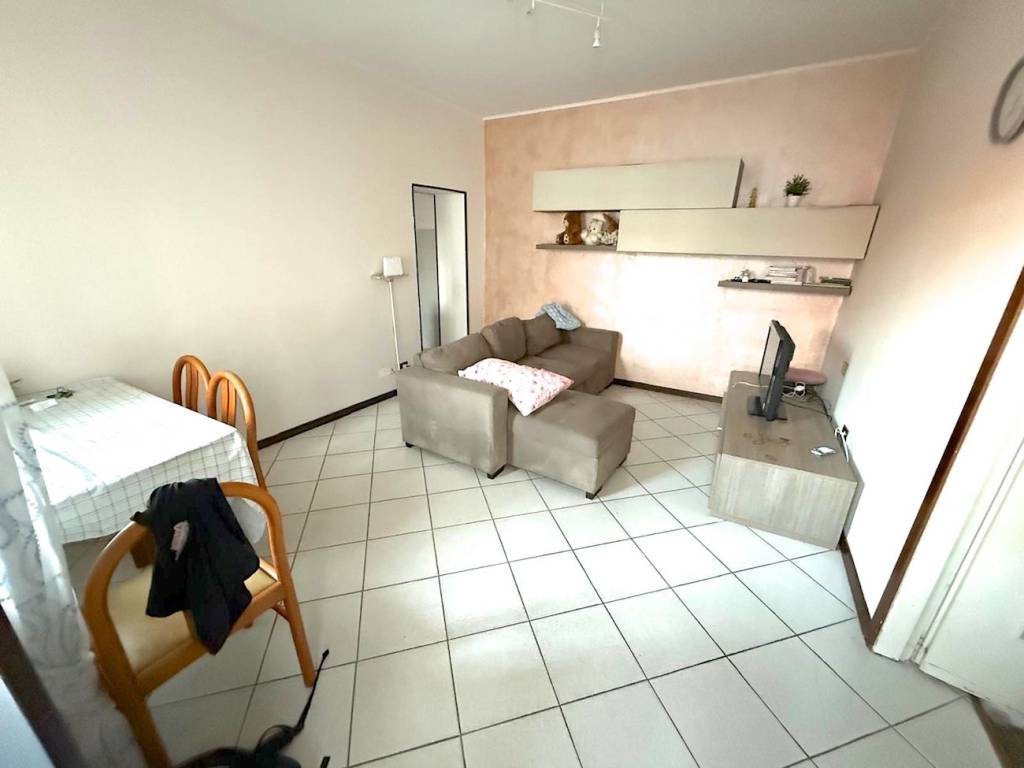 appartamento in vendita a Villasanta in zona La Santa