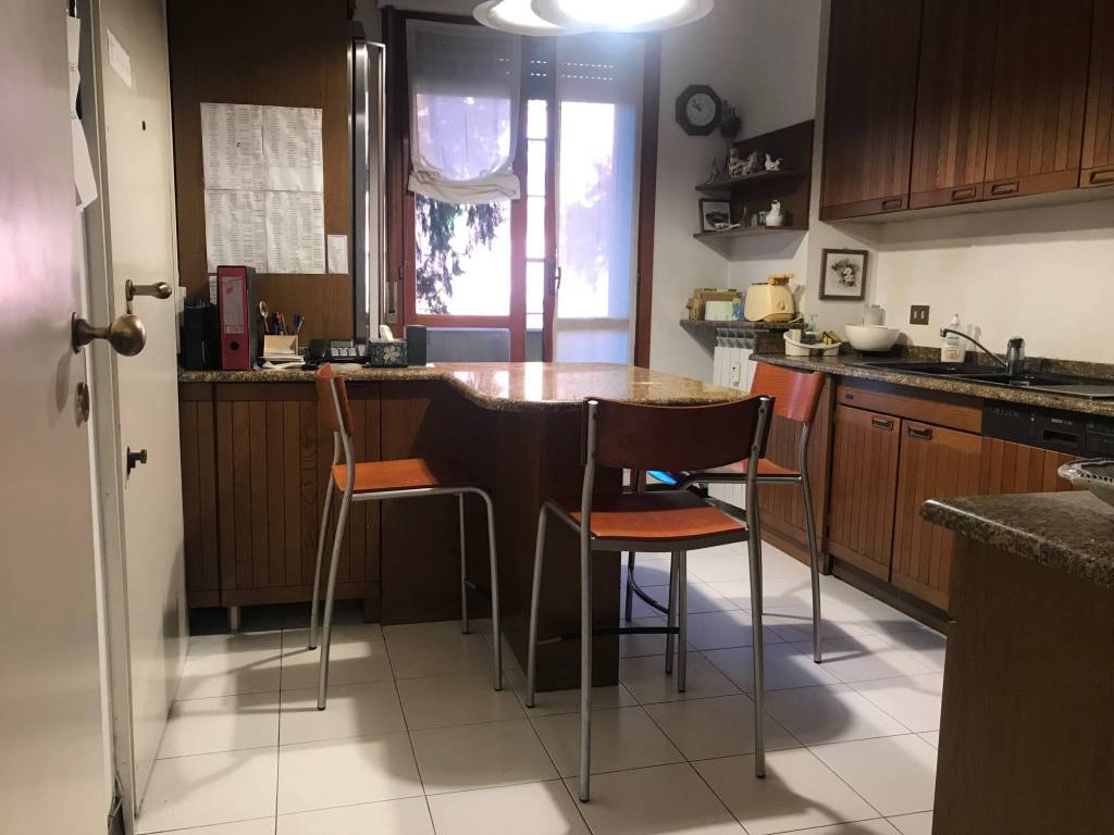 appartamento in vendita a Villasanta