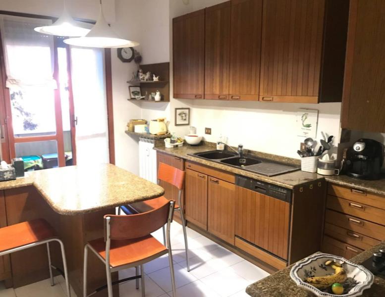 appartamento in vendita a Villasanta