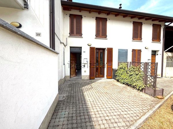 appartamento in vendita a Villasanta in zona San Fiorano