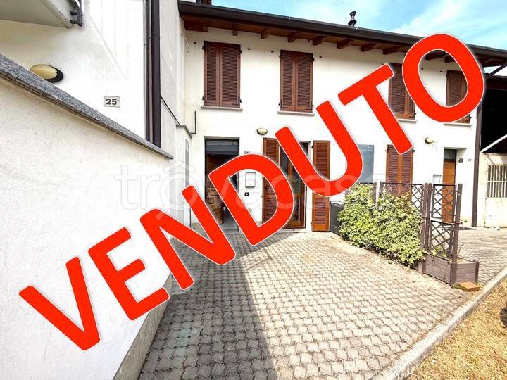 appartamento in vendita a Villasanta in zona San Fiorano