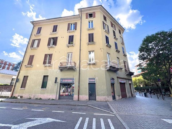 appartamento in vendita a Villasanta in zona La Santa