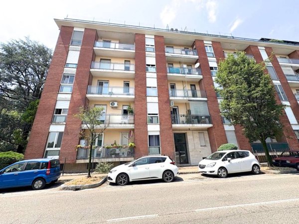 appartamento in vendita a Villasanta in zona La Santa