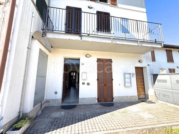 appartamento in vendita a Villasanta in zona San Fiorano