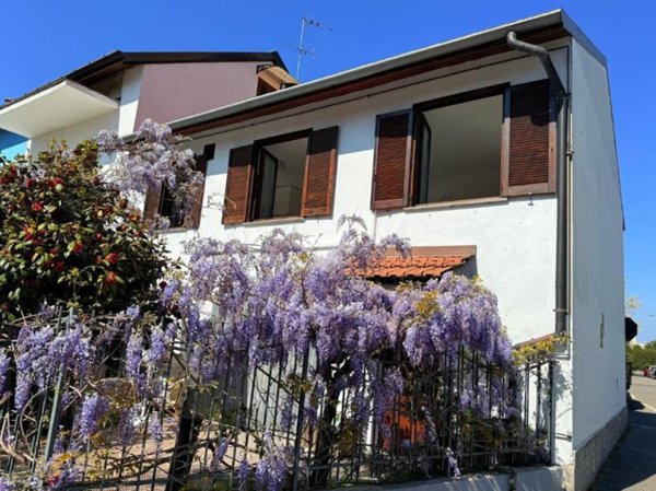 appartamento in vendita a Villasanta in zona La Santa