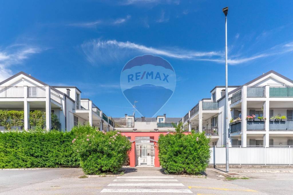 appartamento in vendita a Villasanta