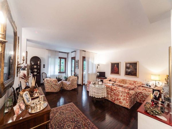 appartamento in vendita a Villasanta