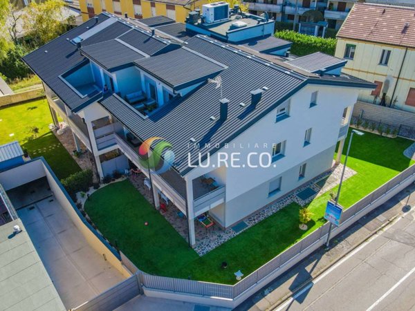 appartamento in vendita a Villasanta