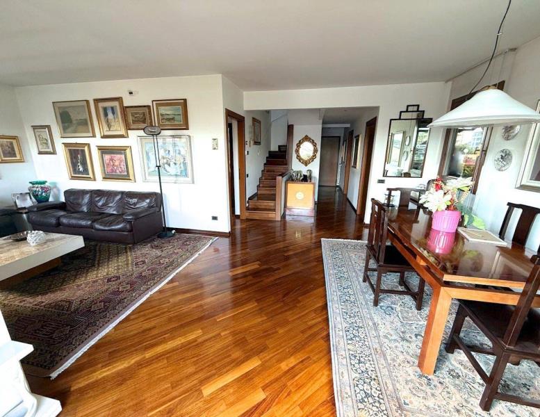 appartamento in vendita a Villasanta in zona La Santa