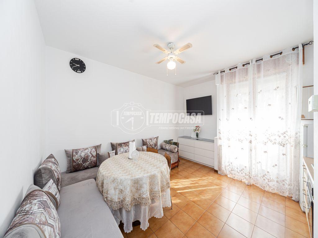 appartamento in vendita a Villasanta