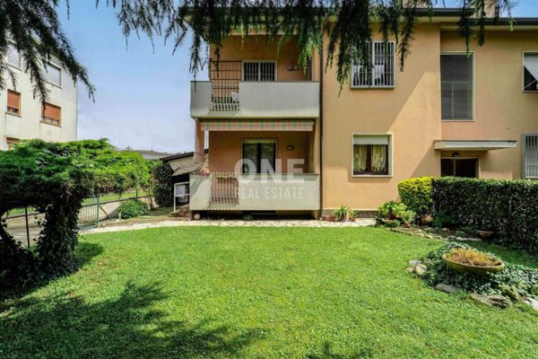 appartamento in vendita a Villasanta in zona San Fiorano