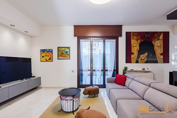 casa indipendente in vendita a Villasanta