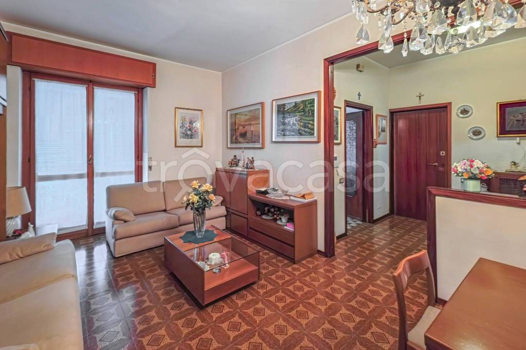 appartamento in vendita a Villasanta